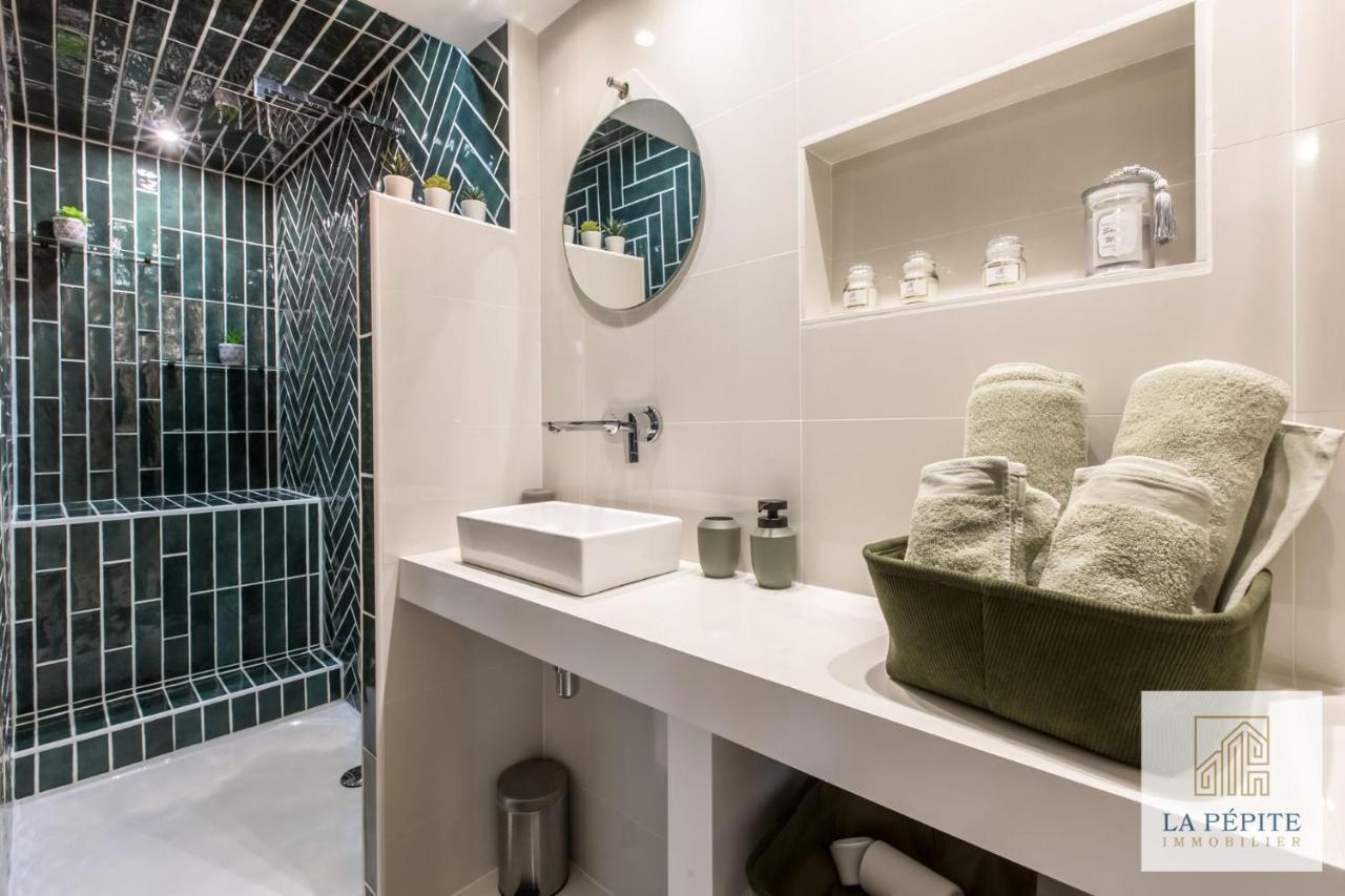 Appartement 40M2 Les Cintres Du Palace วาลองเซียนส์ ภายนอก รูปภาพ